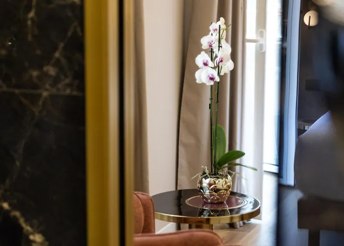 Oda ve Kahvaltı Mavi Luxury Roma