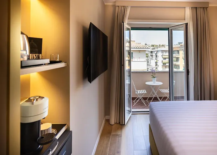 Mavi Luxury 4* Roma