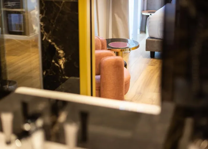 Mavi Luxury 4* Roma