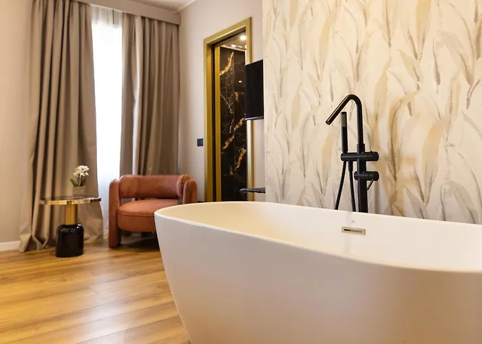 Mavi Luxury Roma