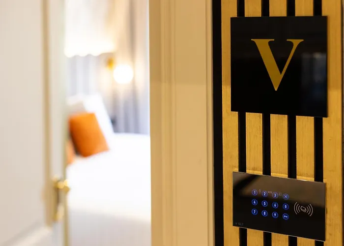Mavi Luxury Oda ve Kahvaltı 4*