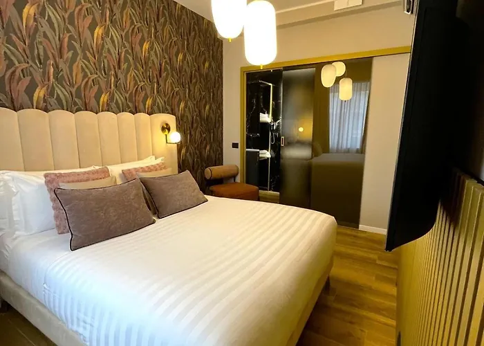 Oda ve Kahvaltı Mavi Luxury Roma
