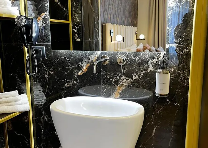 Oda ve Kahvaltı Mavi Luxury 4*