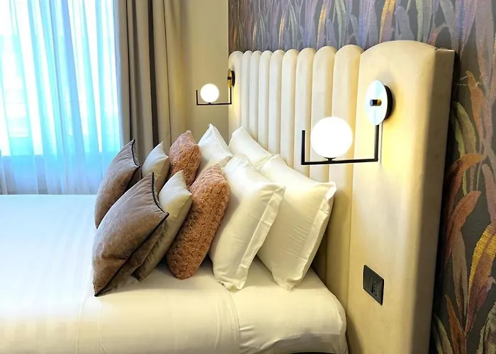 Mavi Luxury Roma